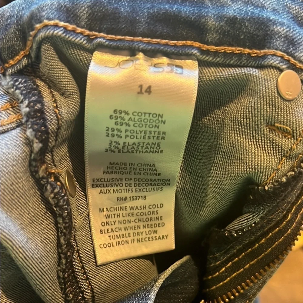 Stylish Indigo Women's Straight Leg Jeans